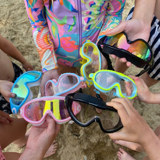 Simglasögon för barn med smart design